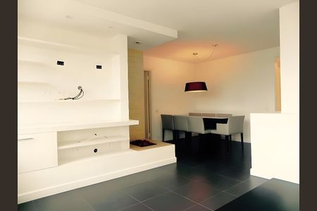 Apartamento para alugar com 88m², 2 quartos e 1 vaga