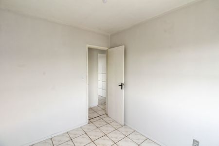 Quarto 2 de apartamento para alugar com 2 quartos, 50m² em Guajuviras, Canoas