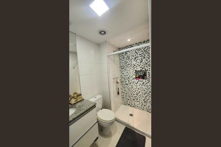 Banheiro de apartamento à venda com 2 quartos, 64m² em Santo Amaro, São Paulo