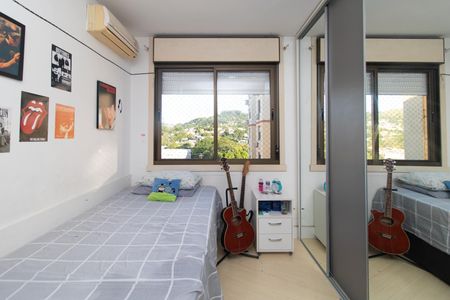 Quarto 1 de apartamento à venda com 3 quartos, 93m² em Teresópolis, Porto Alegre