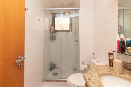 Apartamento à venda com 93m², 3 quartos e 2 vagas Apartamento à venda com 93m², 3 quartos e 2 vagasBanheiro