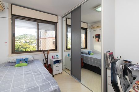 Quarto 1 de apartamento à venda com 3 quartos, 93m² em Teresópolis, Porto Alegre