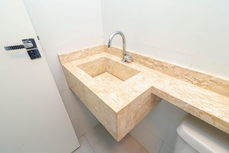 Apartamento para alugar com 38m², 2 quartos e sem vagaBanheiro