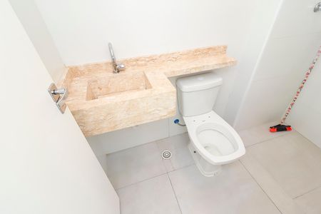 Apartamento para alugar com 38m², 2 quartos e sem vagaBanheiro