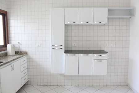 Casa de condomínio para alugar com 125m², 2 quartos e 2 vagas Casa de condomínio para alugar com 125m², 2 quartos e 2 vagasCozinha