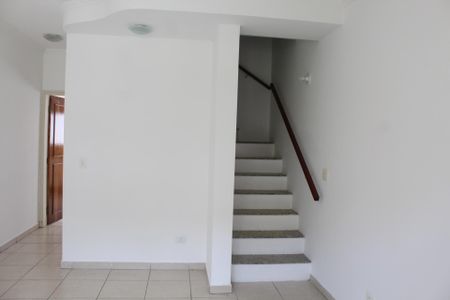 Casa de condomínio para alugar com 125m², 2 quartos e 2 vagas Casa de condomínio para alugar com 125m², 2 quartos e 2 vagasSala