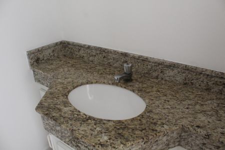 Casa de condomínio para alugar com 125m², 2 quartos e 2 vagas Casa de condomínio para alugar com 125m², 2 quartos e 2 vagasLavabo