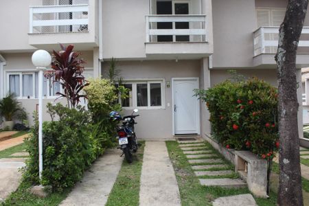 Casa de condomínio para alugar com 125m², 2 quartos e 2 vagas Casa de condomínio para alugar com 125m², 2 quartos e 2 vagasFachada