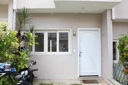 Casa de condomínio para alugar com 125m², 2 quartos e 2 vagas Casa de condomínio para alugar com 125m², 2 quartos e 2 vagasFachada