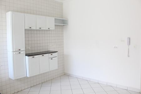 Casa de condomínio para alugar com 125m², 2 quartos e 2 vagas Casa de condomínio para alugar com 125m², 2 quartos e 2 vagasCozinha