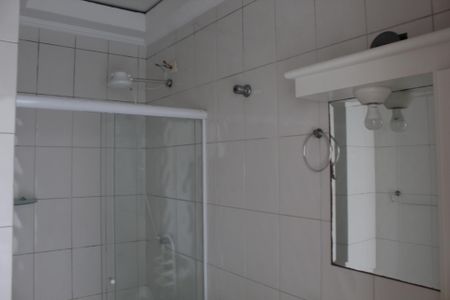 Casa de condomínio para alugar com 125m², 2 quartos e 2 vagas Casa de condomínio para alugar com 125m², 2 quartos e 2 vagasBanheiro