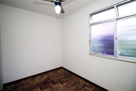 Quarto 1 de apartamento para alugar com 2 quartos, 48m² em Irajá, Rio de Janeiro