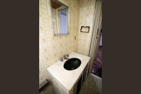 Apartamento para alugar com 48m², 2 quartos e sem vagaBanheiro