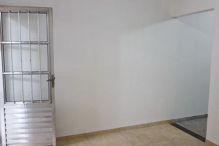 Casa para alugar com 65m², 1 quarto e sem vagasala