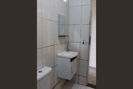 Casa para alugar com 65m², 1 quarto e sem vagaBanheiro