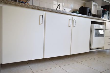 Apartamento à venda com 99m², 2 quartos e sem vagaCozinha