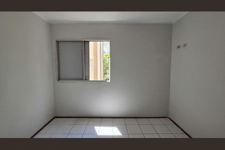 Apartamento para alugar com 67m², 3 quartos e 2 vagasQuarto 2
