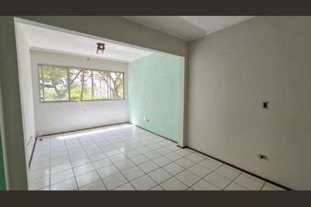 Sala de apartamento para alugar com 3 quartos, 67m² em Jardim Taquaral, São Paulo