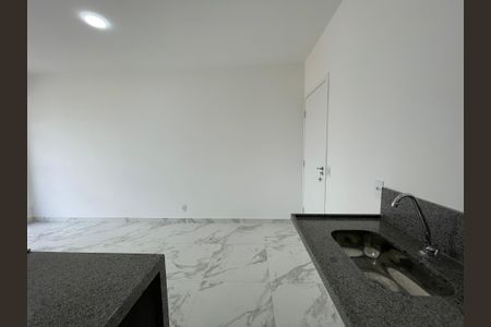 Apartamento para alugar com 31m², 1 quarto e sem vagaCozinha e Área de Serviço