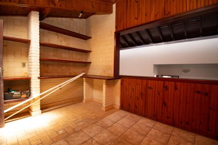 Casa de condomínio para alugar com 450m², 7 quartos e 3 vagasEscritório