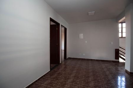 Casa de condomínio para alugar com 450m², 7 quartos e 3 vagasSala 