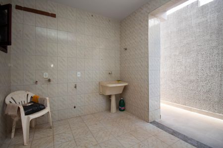 Casa de condomínio para alugar com 450m², 7 quartos e 3 vagasÁrea de Serviço