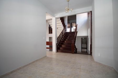 Casa de condomínio para alugar com 450m², 7 quartos e 3 vagasSala 