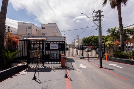 Apartamento para alugar com 50m², 2 quartos e 1 vagaFachada e portaria