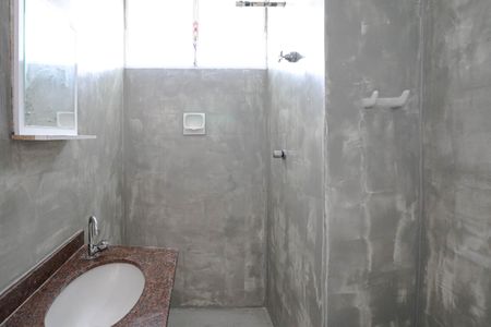 Apartamento para alugar com 60m², 2 quartos e sem vagaBanheiro