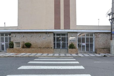 Apartamento para alugar com 60m², 2 quartos e sem vagaFachada