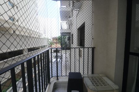 Varanda de apartamento para alugar com 3 quartos, 110m² em Centro, Guarujá