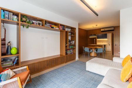 Sala de apartamento à venda com 3 quartos, 105m² em Indianópolis, São Paulo