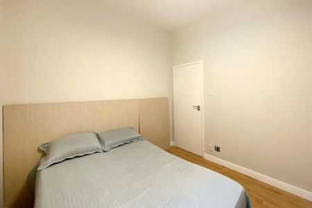 Apartamento à venda com 267m², 5 quartos e 1 vaga Apartamento à venda com 267m², 5 quartos e 1 vagaQuarto 3