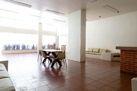 Apartamento para alugar com 115m², 3 quartos e 2 vagasÁrea comum - Salão de festas