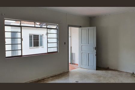 Casa à venda com 60m², 3 quartos e 2 vagas Casa à venda com 60m², 3 quartos e 2 vagasQuarto