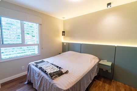 Suite de apartamento à venda com 2 quartos, 63m² em Jardim Prudência, São Paulo