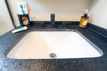 Banheiro da Suíte de apartamento à venda com 2 quartos, 63m² em Jardim Prudência, São Paulo