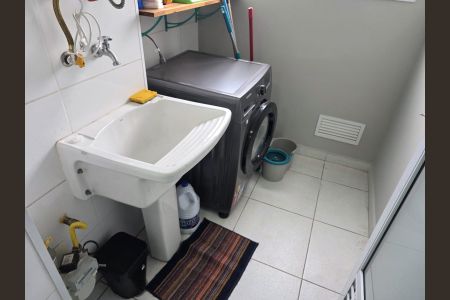 Apartamento à venda com 60m², 2 quartos e 1 vagaÁrea de serviço