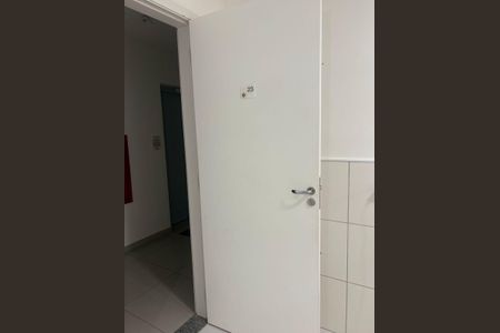 Banheiro de apartamento para alugar com 2 quartos, 47m² em Dona Edith de Campos Favero, Paulínia