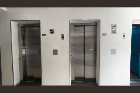 Apartamento para alugar com 31m², 1 quarto e sem vagaElevadores