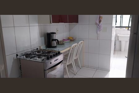 Apartamento à venda com 87m², 2 quartos e 1 vagaCozinha