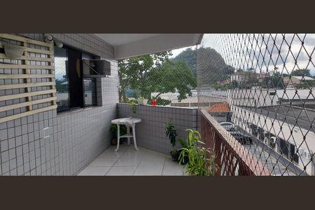 Apartamento à venda com 87m², 2 quartos e 1 vagaVaranda