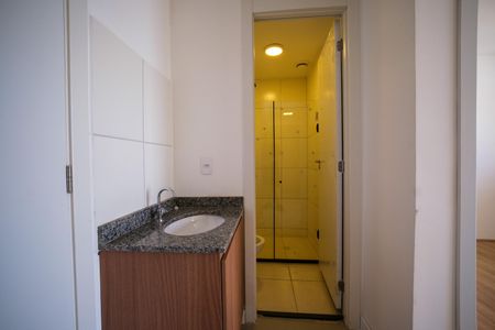 Apartamento para alugar com 43m², 2 quartos e sem vaga Apartamento para alugar com 43m², 2 quartos e sem vagaBanheiro
