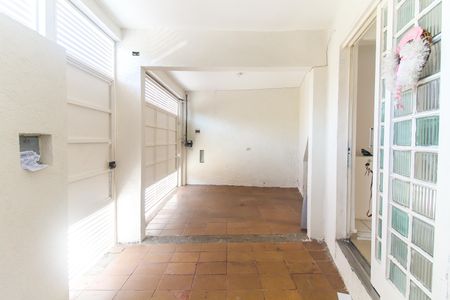 Casa para alugar com 100m², 4 quartos e 1 vaga Casa para alugar com 100m², 4 quartos e 1 vagaGaragem