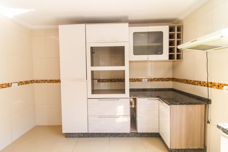 Casa para alugar com 100m², 4 quartos e 1 vaga Casa para alugar com 100m², 4 quartos e 1 vagaCozinha