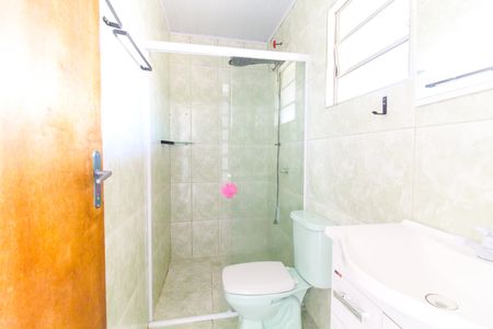 Casa para alugar com 100m², 4 quartos e 1 vaga Casa para alugar com 100m², 4 quartos e 1 vagaBanheiro