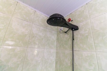 Casa para alugar com 100m², 4 quartos e 1 vaga Casa para alugar com 100m², 4 quartos e 1 vagaBanheiro