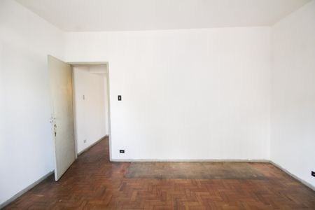 Casa para alugar com 120m², 3 quartos e 8 vagas Casa para alugar com 120m², 3 quartos e 8 vagasQuarto 1