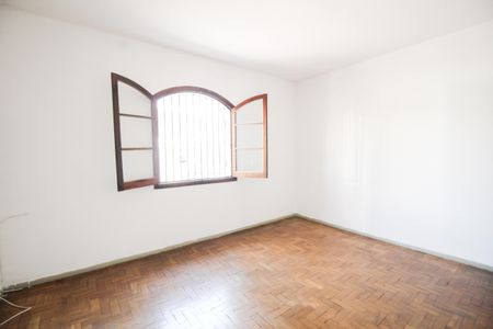 Casa para alugar com 120m², 3 quartos e 8 vagas Casa para alugar com 120m², 3 quartos e 8 vagasQuarto 1