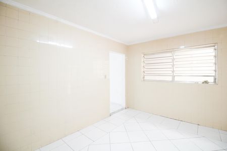 Casa para alugar com 120m², 3 quartos e 8 vagas Casa para alugar com 120m², 3 quartos e 8 vagasCozinha